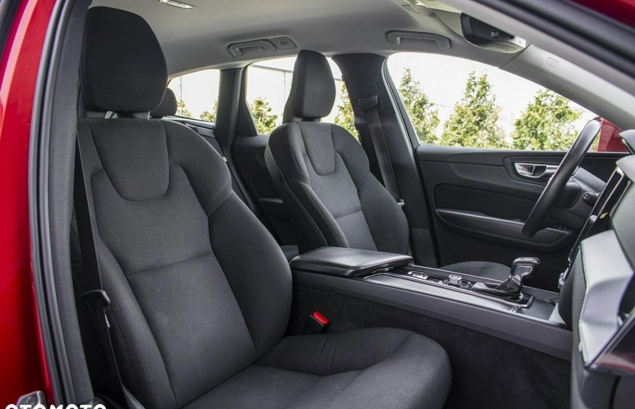 Volvo XC 60 cena 159900 przebieg: 107174, rok produkcji 2020 z Siewierz małe 466